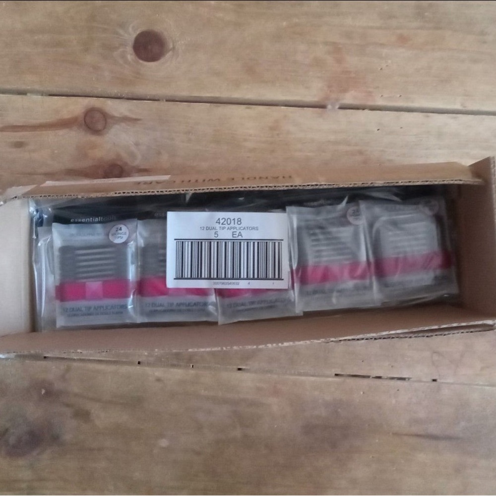 Case of 20 12 packs Essentials Tools Dual Tip Applicators